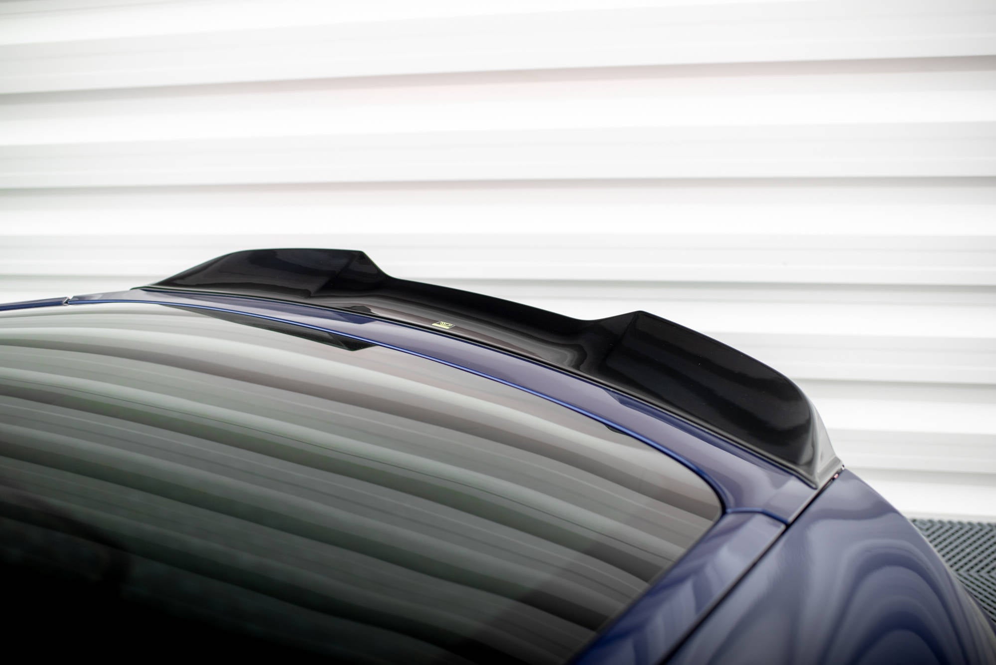 Maxton Design Spoiler CAP 3D passend für Porsche Panamera E-Hybrid 971 Facelift schwarz Hochglanz