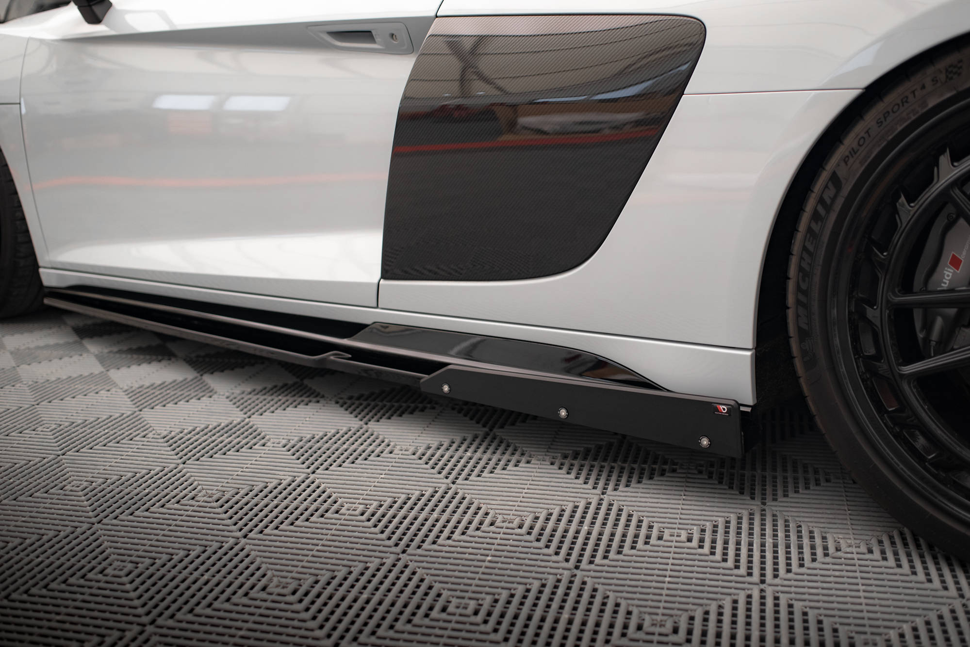 Maxton Design Street+ Seitenschweller Leisten V.2 passend für + Flaps passend für Audi R8 Mk2 Facelift