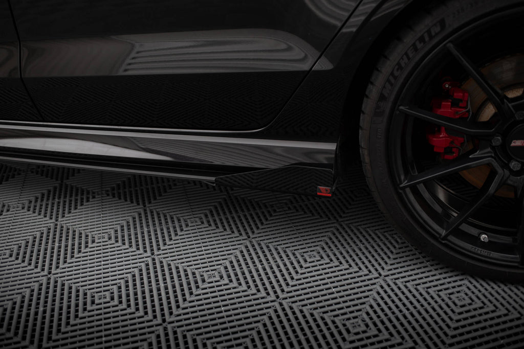 Maxton Design Seitenschweller Flaps passend für Audi RS3 Limousine 8V Facelift schwarz Hochglanz