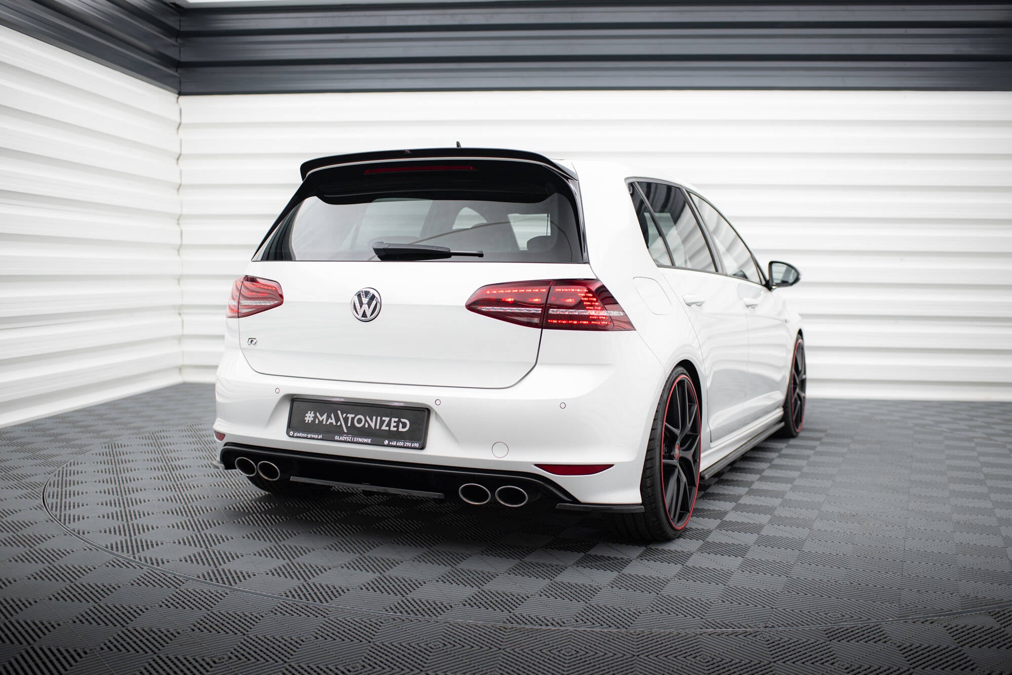 Maxton Design Heckansatz VW GOLF 7 R im DTM LOOK schwarz Hochglanz für Volkswagen Golf Mk7