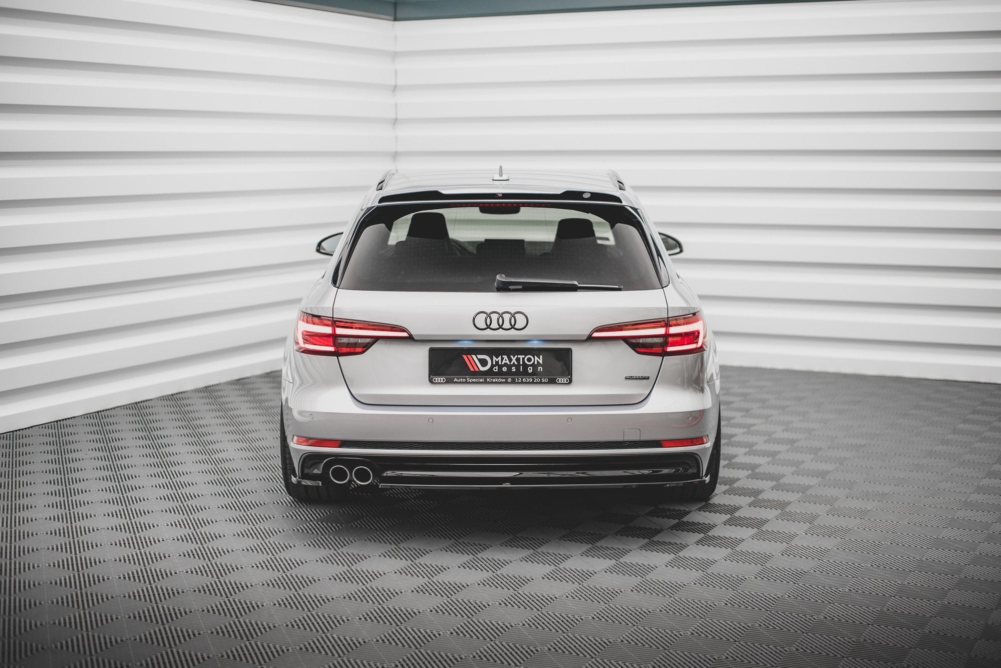 Maxton Design Heck Ansatz Flaps Diffusor V.2 passend für Audi A4 S-Line B9 schwarz Hochglanz