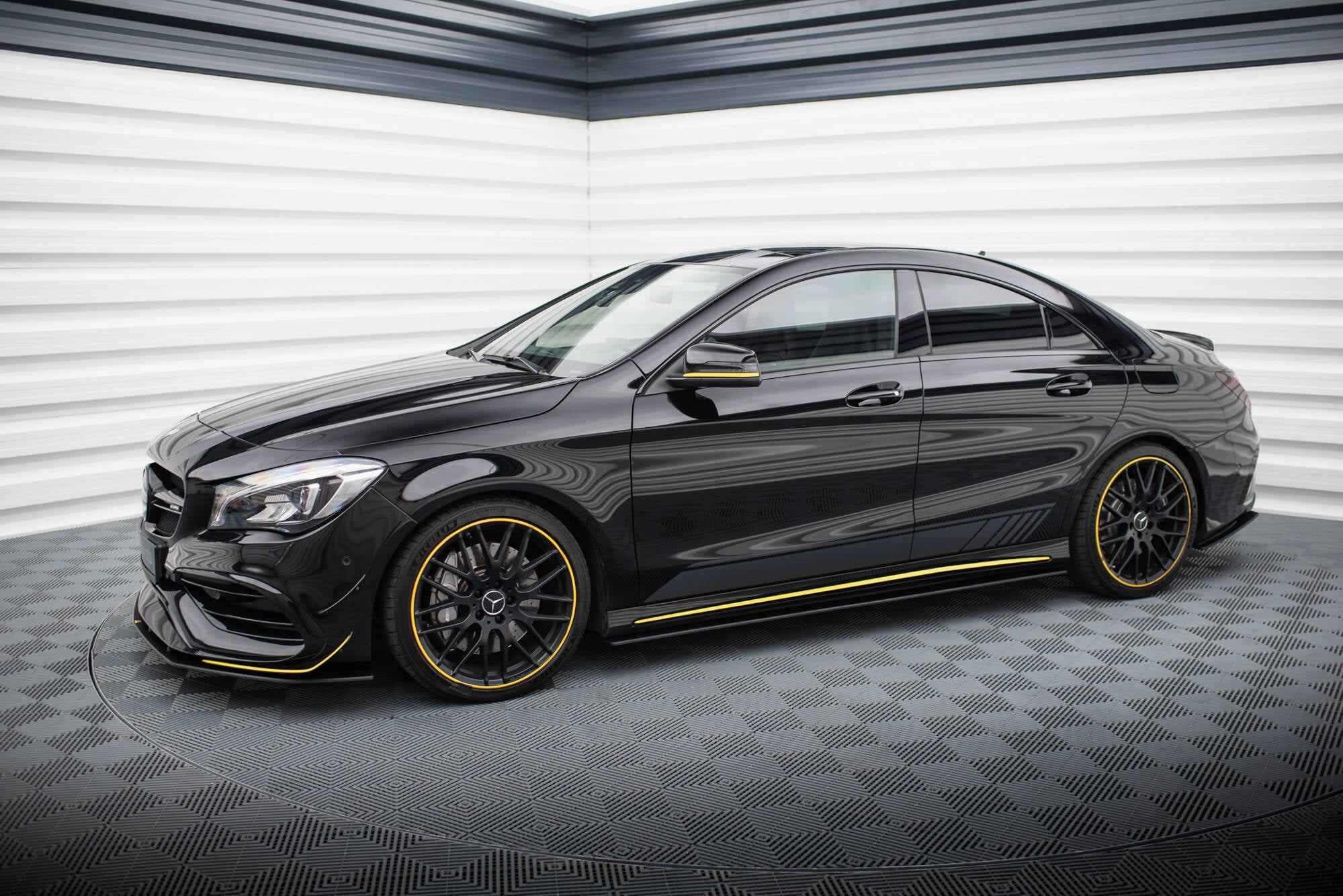 Maxton Design Street Pro Street+ Seitenschweller Leisten passend für Mercedes-AMG CLA 45 C117 Facelift