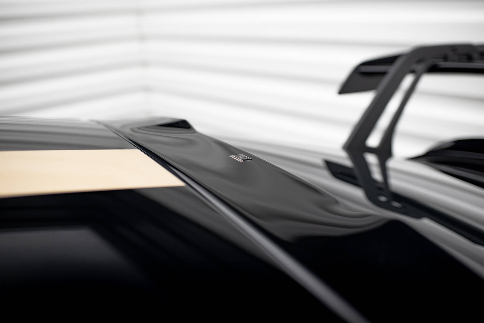 Maxton Design Heckscheiben Spoiler passend für Porsche 911 992 GT3 schwarz Hochglanz