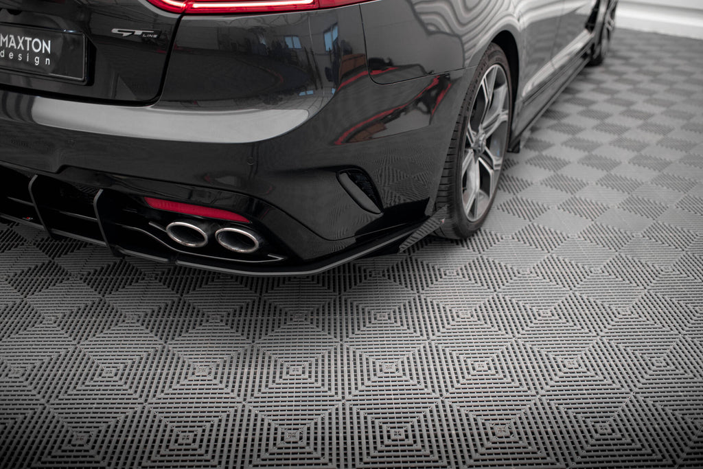 Maxton Design Street Pro Heck Ansatz Flaps Diffusor + Flaps passend für Kia Stinger GT / GT-Line Mk1 schwarz Hochglanz