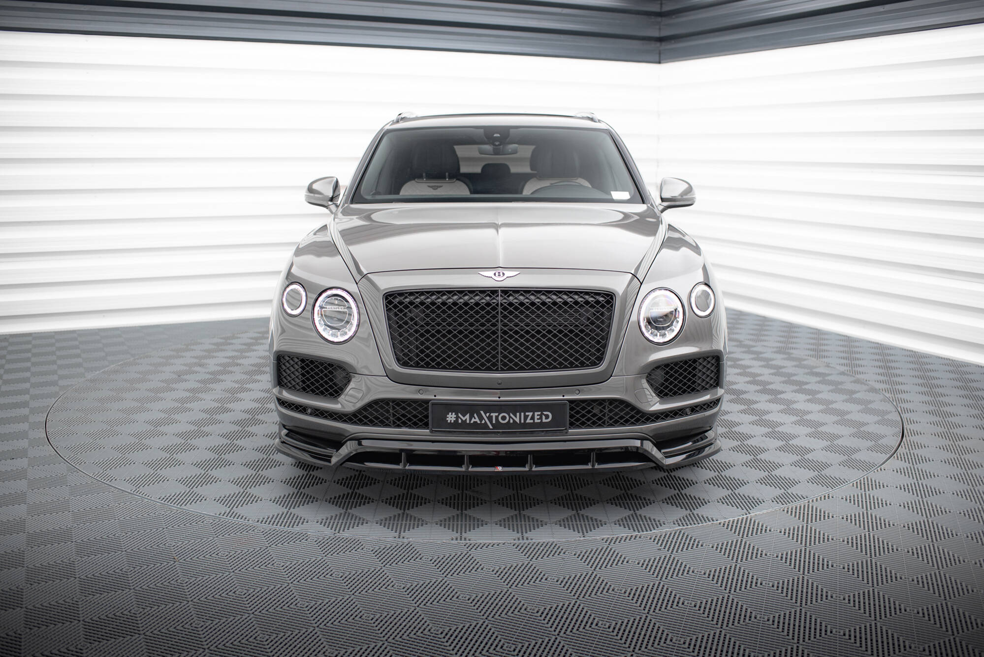 Maxton Design Street+ Spoilerlippe Front Ansatz passend für Bentley Bentayga Mk1 schwarz Hochglanz