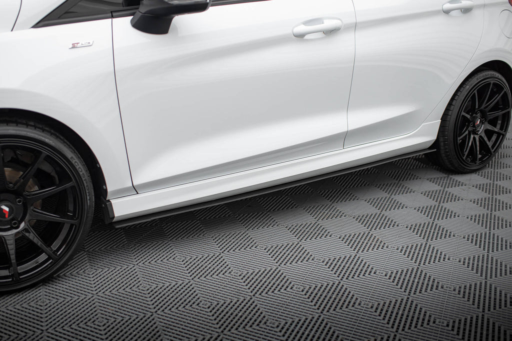 Maxton Design Sport Street+ Seitenschweller Leisten V.2 passend für Ford Fiesta Mk8 ST / ST-Line schwarz Hochglanz