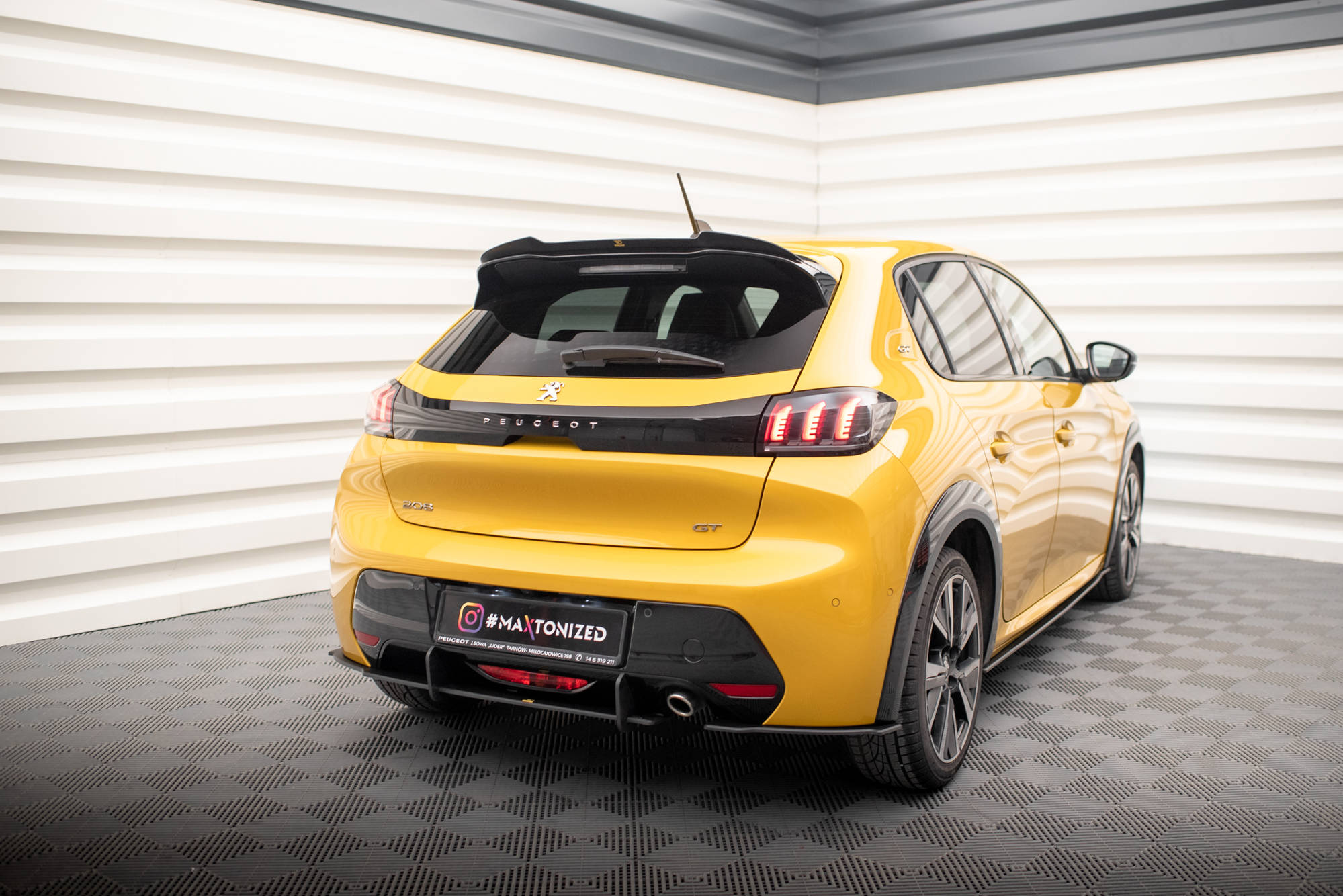 Maxton Design Street Pro Heck Ansatz Flaps Diffusor passend für Peugeot 208 GT Mk2