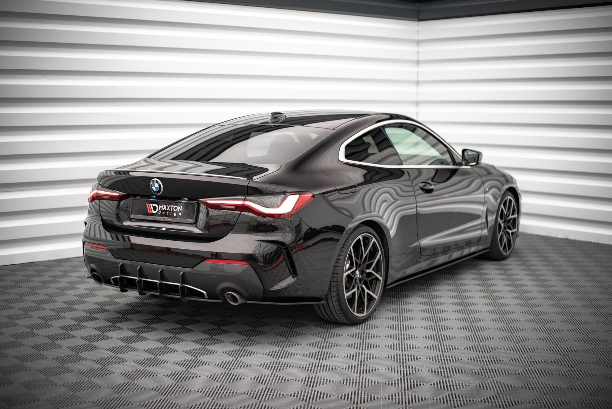 Maxton Design Street Pro Heck Ansatz Flaps Diffusor passend für BMW 4er M-Paket G22 / G23 / G22 Facelift / G23 Facelift