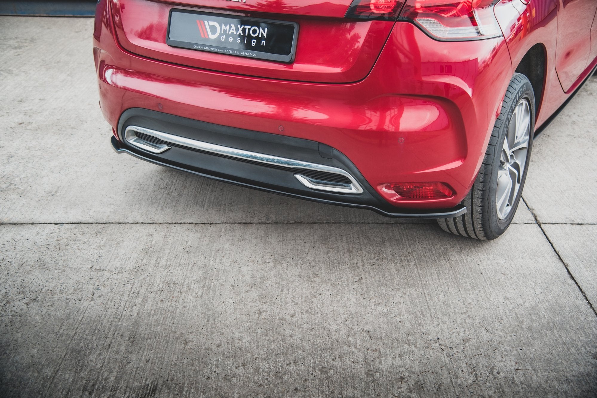 Maxton Design Heckansatz Citroen DS4 schwarz Hochglanz für Citroen DS4 [2011-2015]