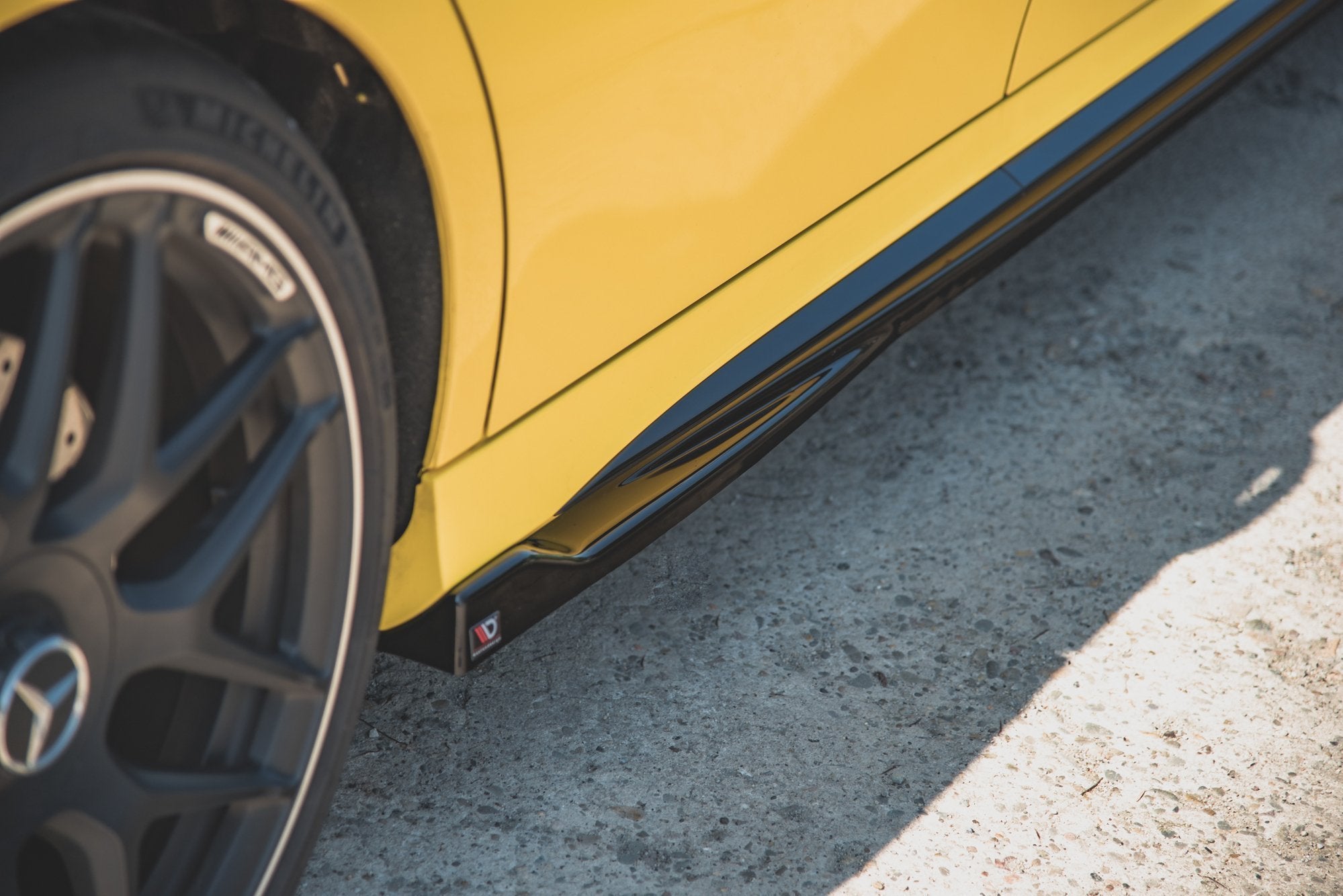 Maxton Design Street+ Seitenschweller Leisten passend für Mercedes-AMG A 45 S W177 schwarz Hochglanz