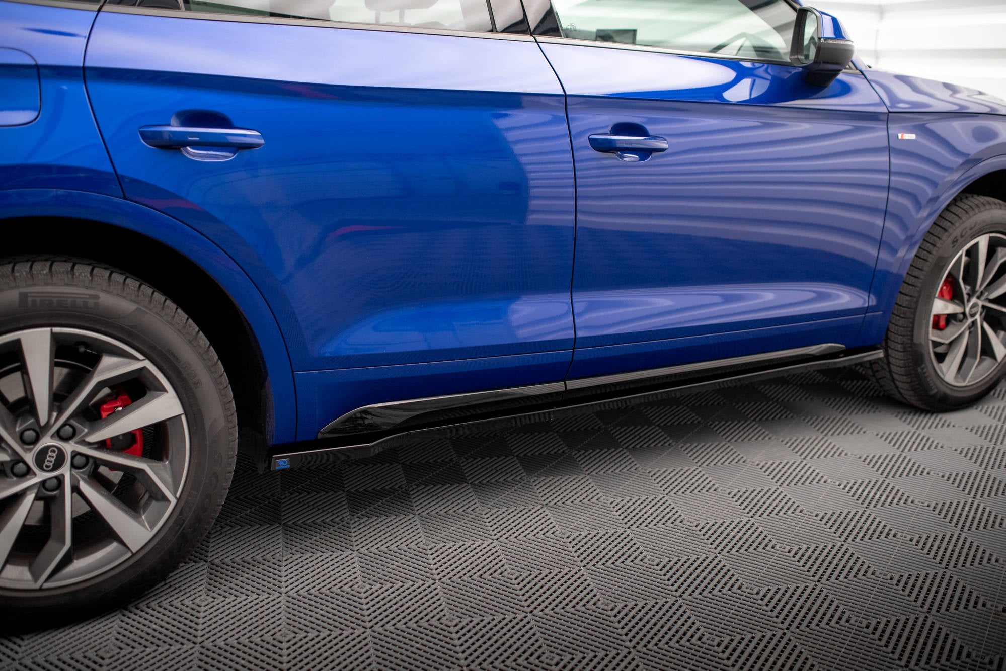 Maxton Design Street+ Seitenschweller Leisten passend für Audi SQ5 / Q5 S-Line SUV / Sportback Mk2 Facelift schwarz Hochglanz