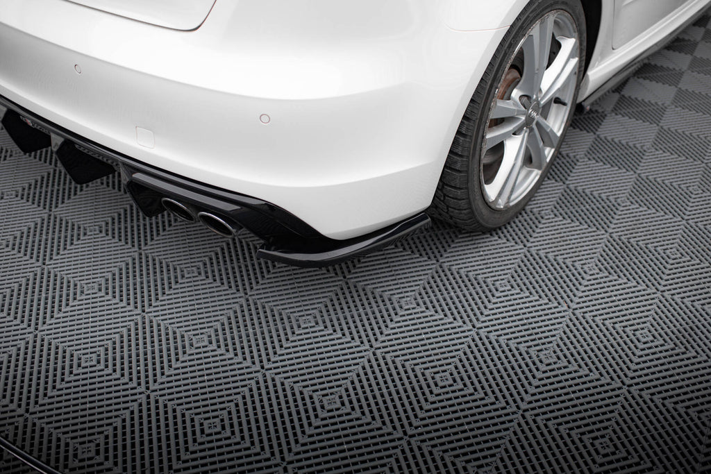 Maxton Design Heck Ansatz Flaps Diffusor passend für Audi A3 S-Line / S3 Sportback 8V schwarz Hochglanz