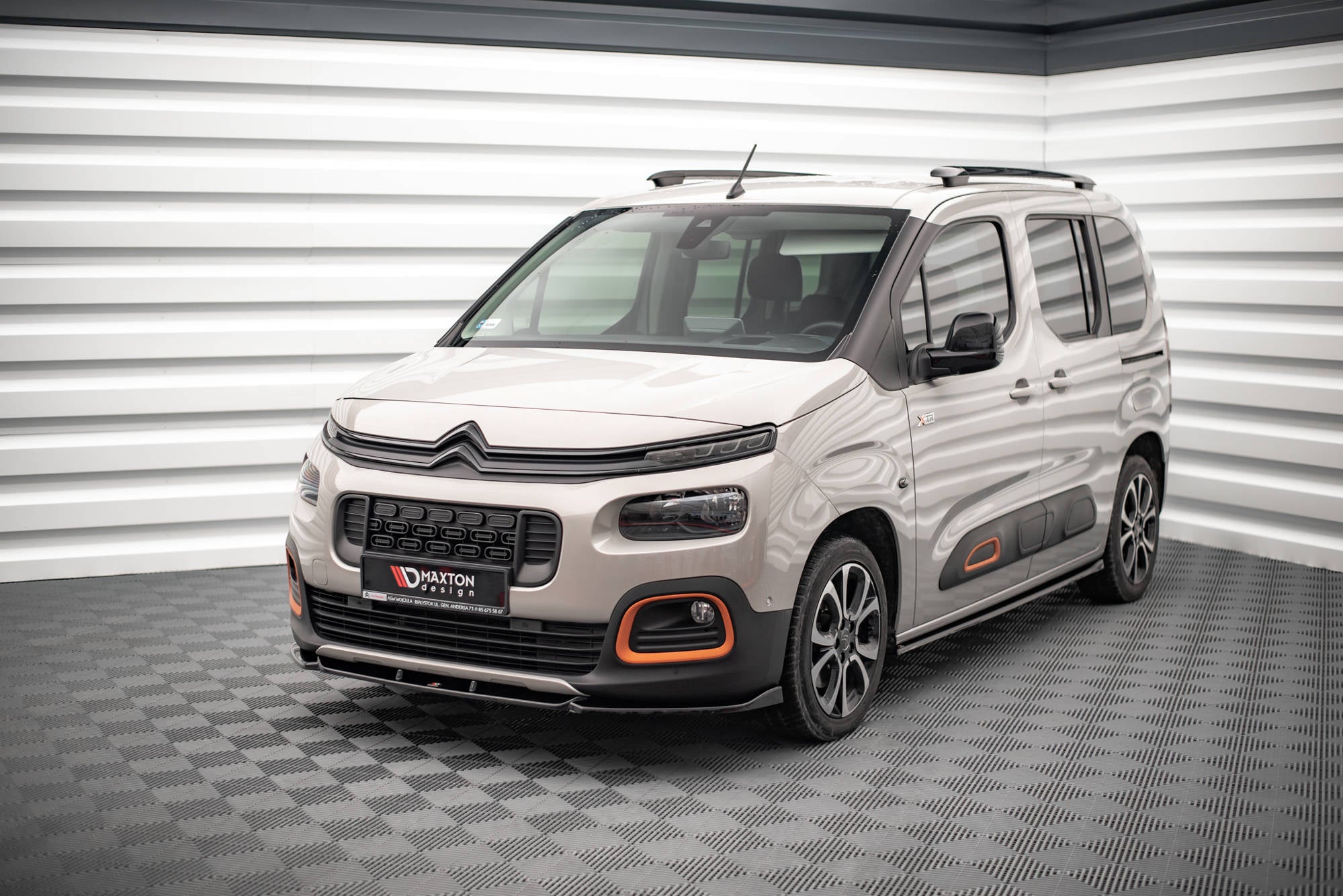 Maxton Design Street+ Spoilerlippe Front Ansatz passend für Citroen Berlingo Mk3 schwarz Hochglanz