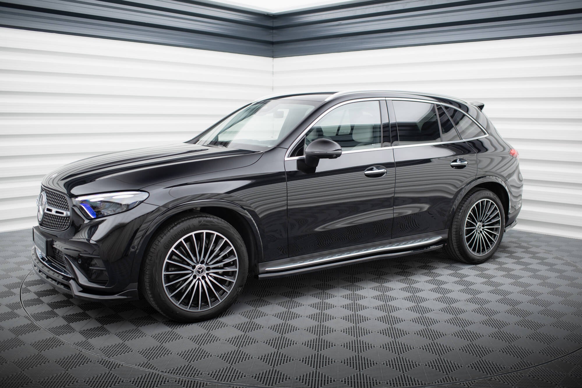 Maxton Design Street+ Seitenschweller Leisten passend für Mercedes-Benz GLC AMG-Line X254 schwarz Hochglanz