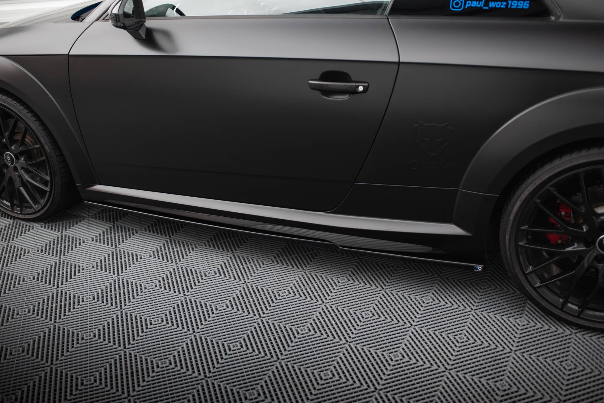 Maxton Design Street+ Seitenschweller Leisten passend für Audi TT S / TT S-Line 8S Facelift schwarz Hochglanz