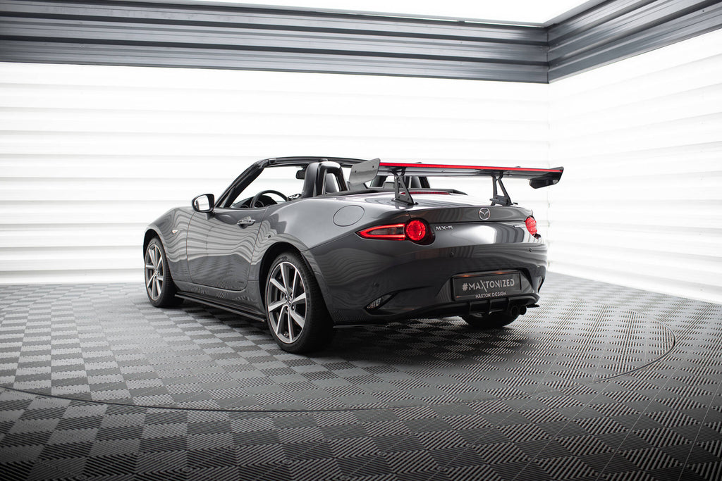 Maxton Design Carbon Spoiler With Upper Swan Mounting + LED Mazda MX-5 ND (Mk4) für Mazda MX-5 Mk4 (ND)