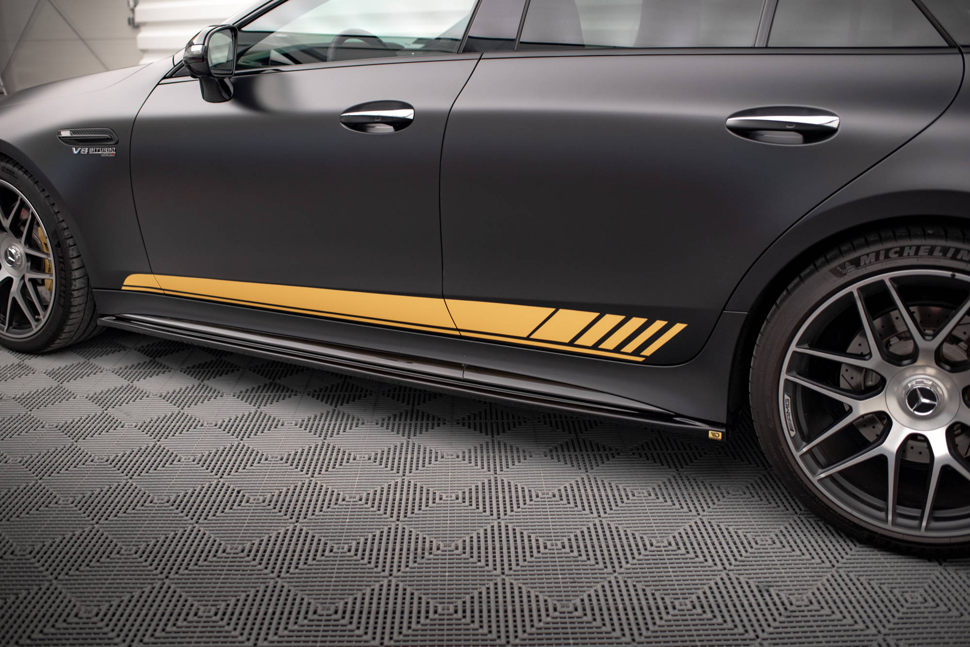 Maxton Design Street+ Seitenschweller Leisten passend für Mercedes-AMG GT 63S 4-Door Coupe X290 schwarz Hochglanz