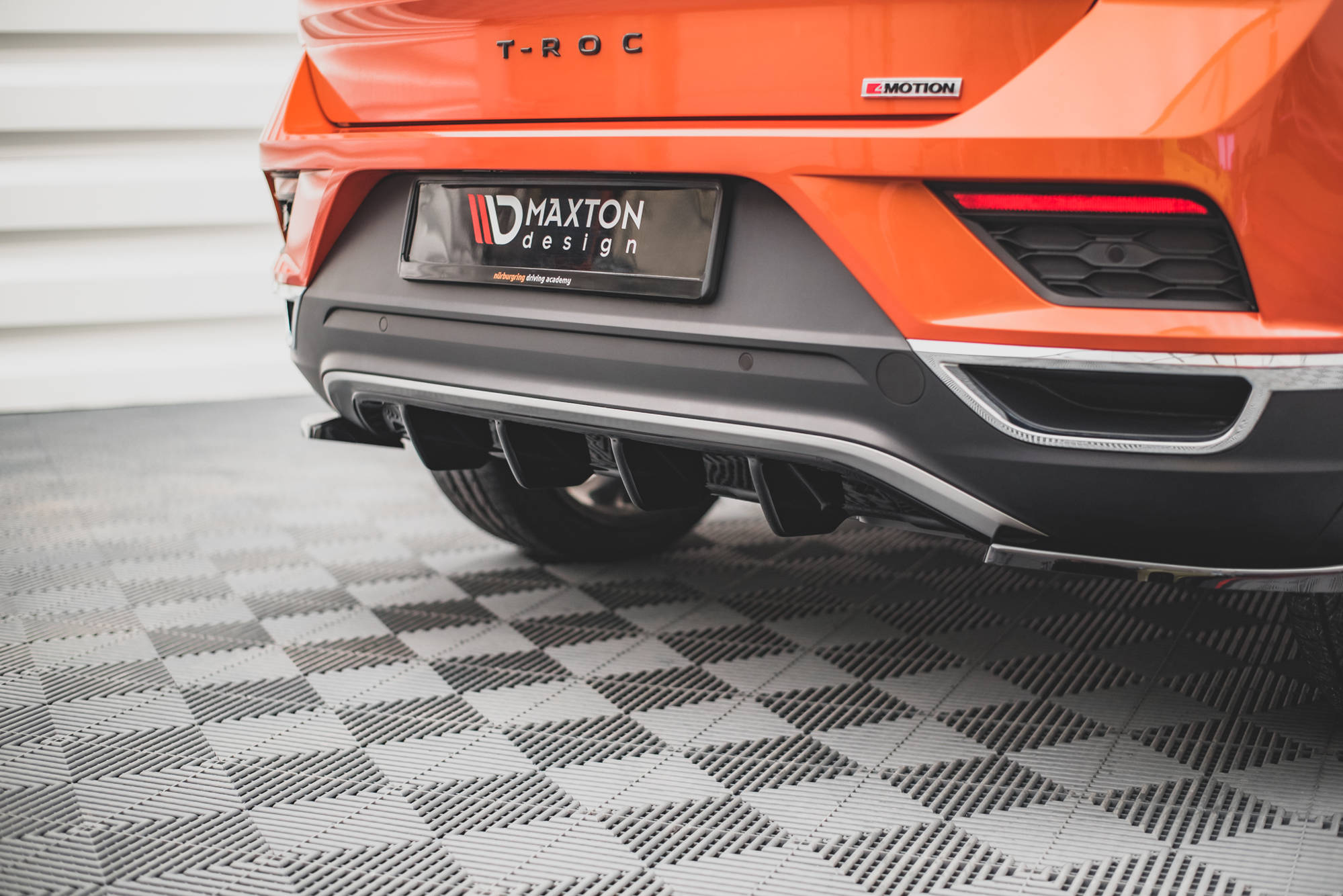 Maxton Design Diffusor Heck Ansatz passend für VW T-Roc Mk1 schwarz Hochglanz