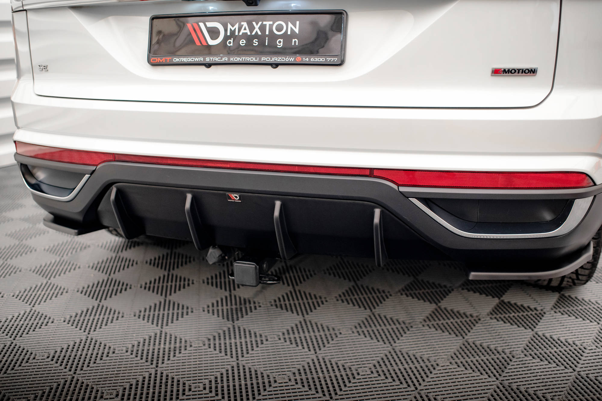 Maxton Design Diffusor Heck Ansatz passend für VW Atlas Cross Sport schwarz Hochglanz