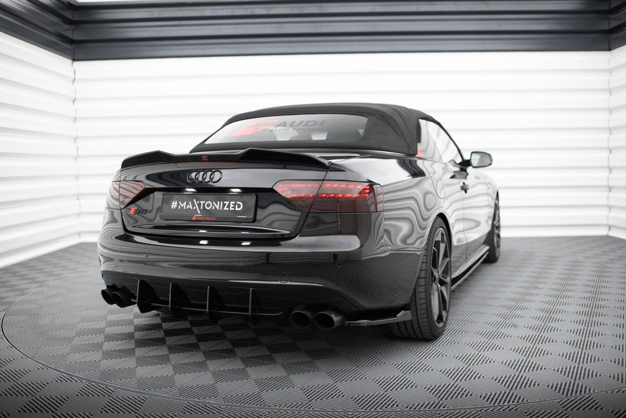 Maxton Design Heck Ansatz Flaps Diffusor V.1 passend für Audi S5 / A5 S-Line Coupe / Cabriolet 8T schwarz Hochglanz