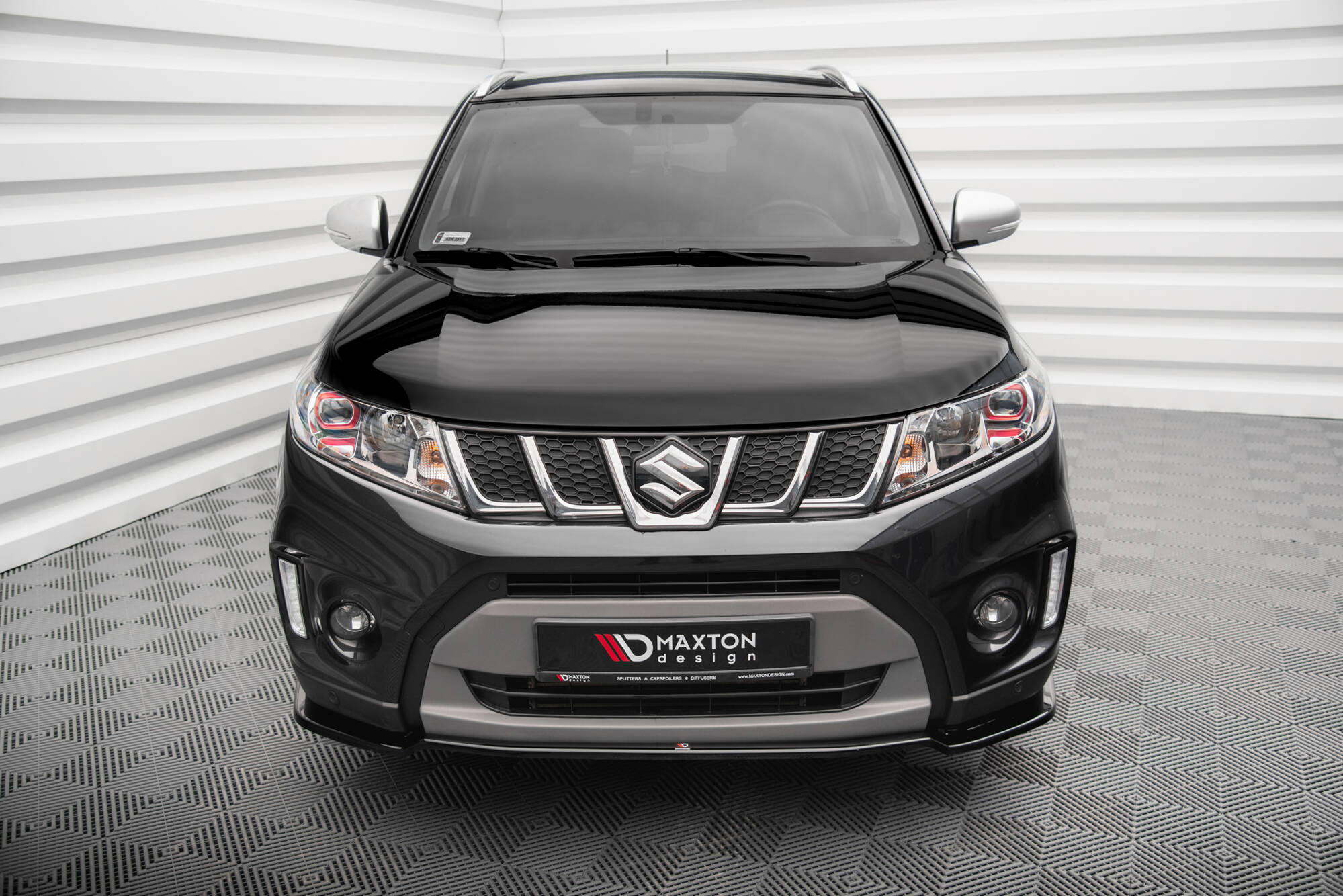 Maxton Design Street+ Spoilerlippe Front Ansatz V.1 passend für Suzuki Vitara S Mk2 schwarz Hochglanz