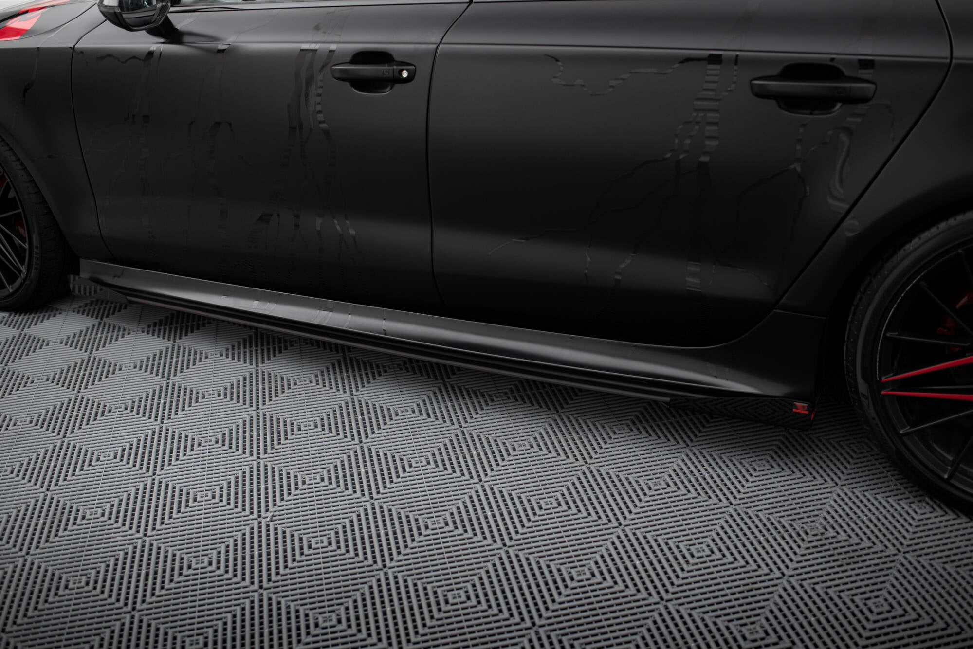 Maxton Design Side Flaps Audi A7 S-Line C7 Schwarz Hochglanz