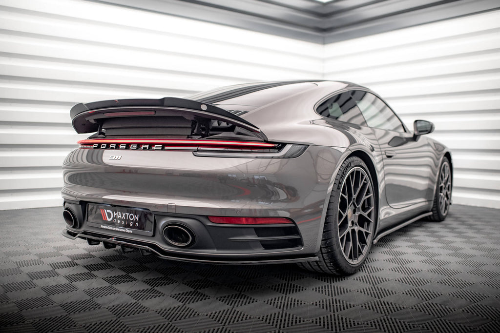 Maxton Design Street+ Mittlerer Diffusor RACE passend für Porsche 911 Carrera 4S 992 schwarz Hochglanz