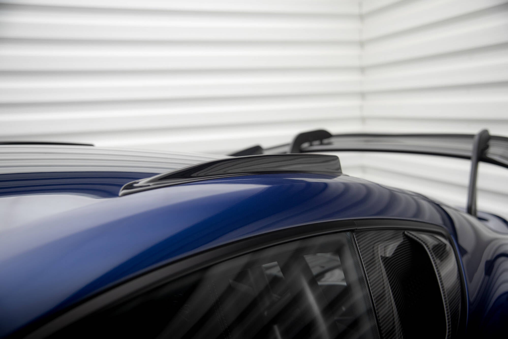 Maxton Design Kurze Dachschienen Porsche 718 Cayman Standard / S / T / GTS 982c schwarz Hochglanz für Porsche Cayman 982c