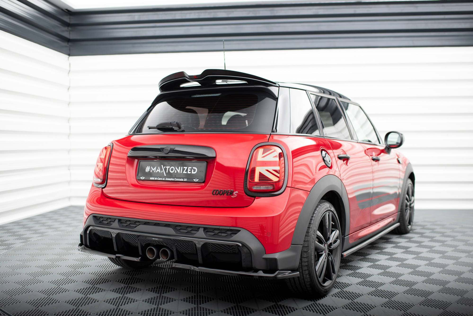 Maxton Design Heck Ansatz Flaps Diffusor passend für Mini Cooper S John Cooper Works F55 Facelift schwarz Hochglanz