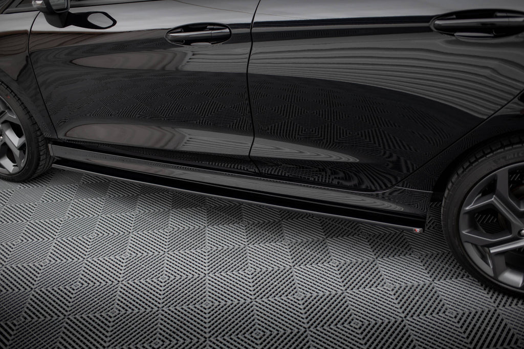 Maxton Design Street+ Seitenschweller Leisten passend für V.1 passend für Ford Fiesta ST / ST-Line Mk8 schwarz Hochglanz