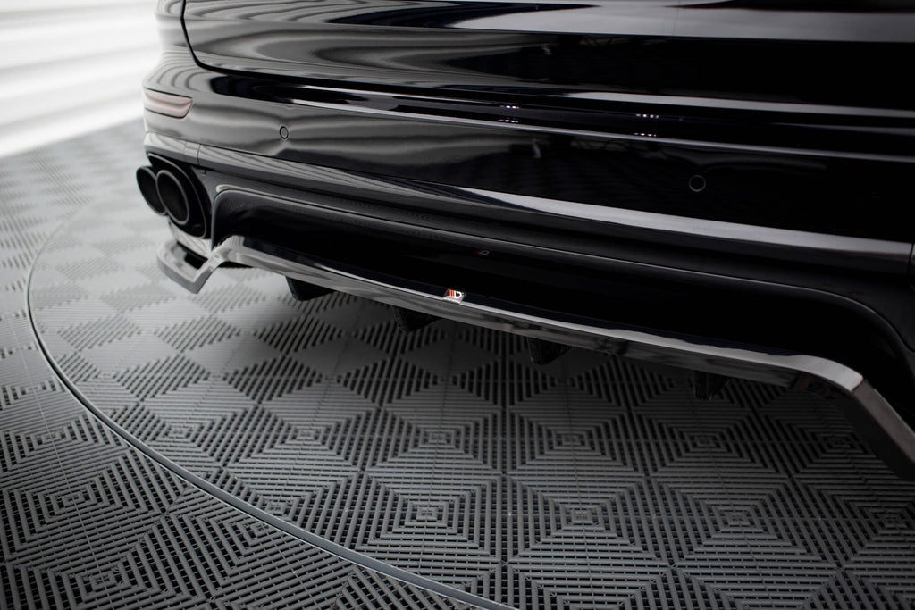 Maxton Design Street+ Mittlerer Diffusor RACE passend für Porsche Cayenne Mk2 Facelift schwarz Hochglanz