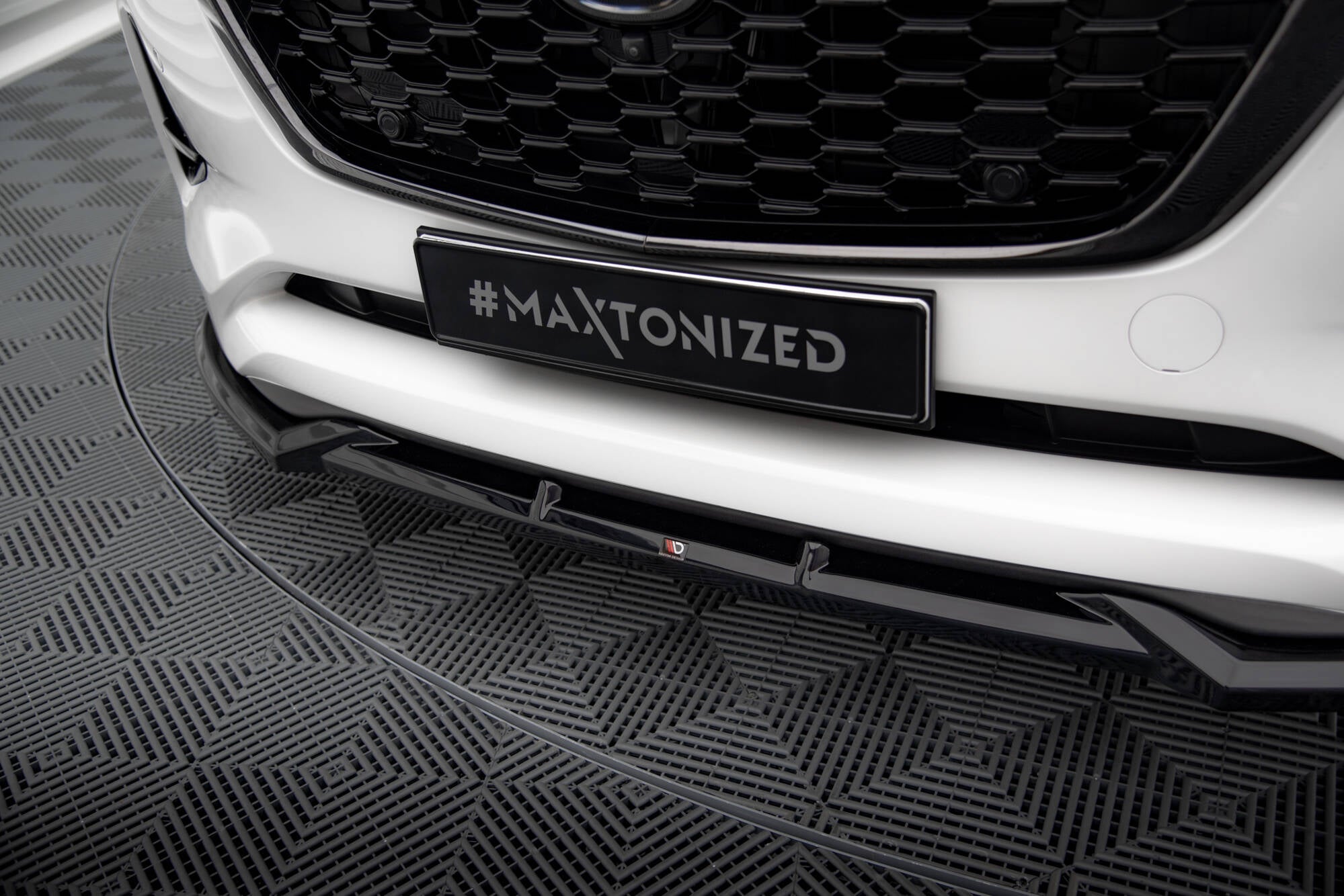 Maxton Design Street+ Spoilerlippe Front Ansatz V.1 passend für Mazda CX-60 Mk1 schwarz Hochglanz
