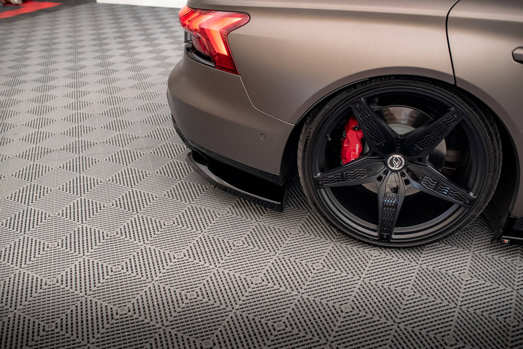 Maxton Design Heck Ansatz Flaps Diffusor V.2 passend für Audi e-Tron GT / RS GT Mk1 schwarz Hochglanz