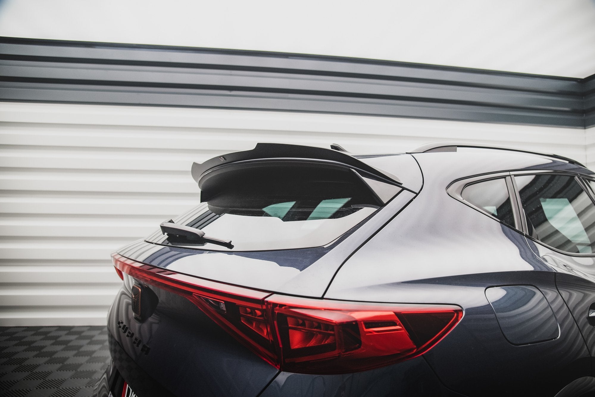 Maxton Design Spoiler CAP passend für Cupra Formentor Mk1 / Mk1 Facelift schwarz Hochglanz