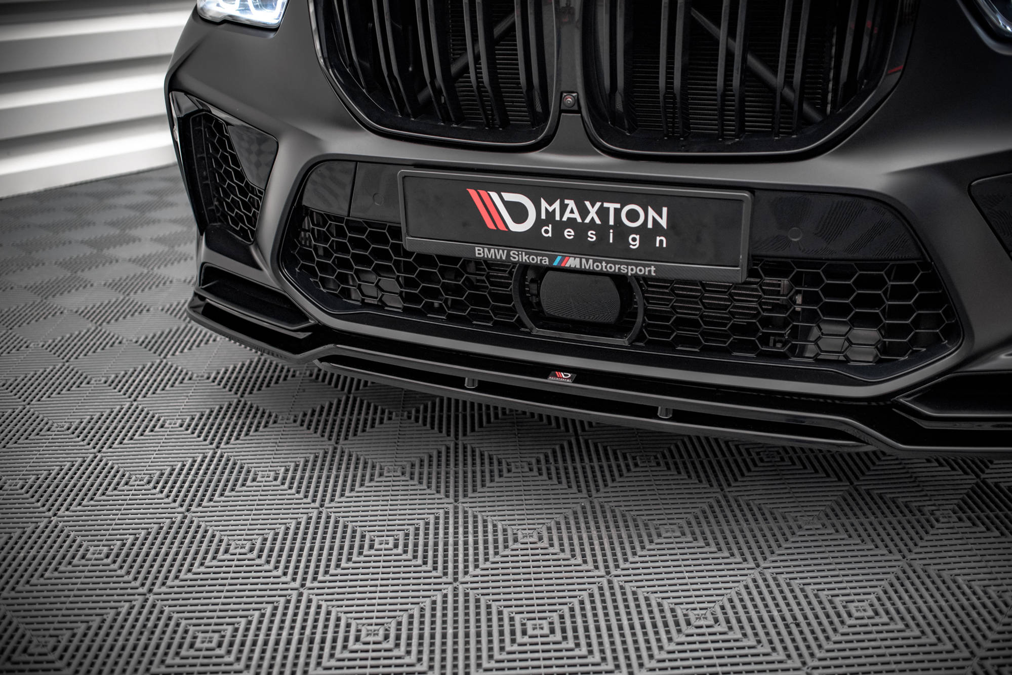 Maxton Design Street+ Spoilerlippe Front Ansatz V.3 passend für BMW X5M F95 schwarz Hochglanz