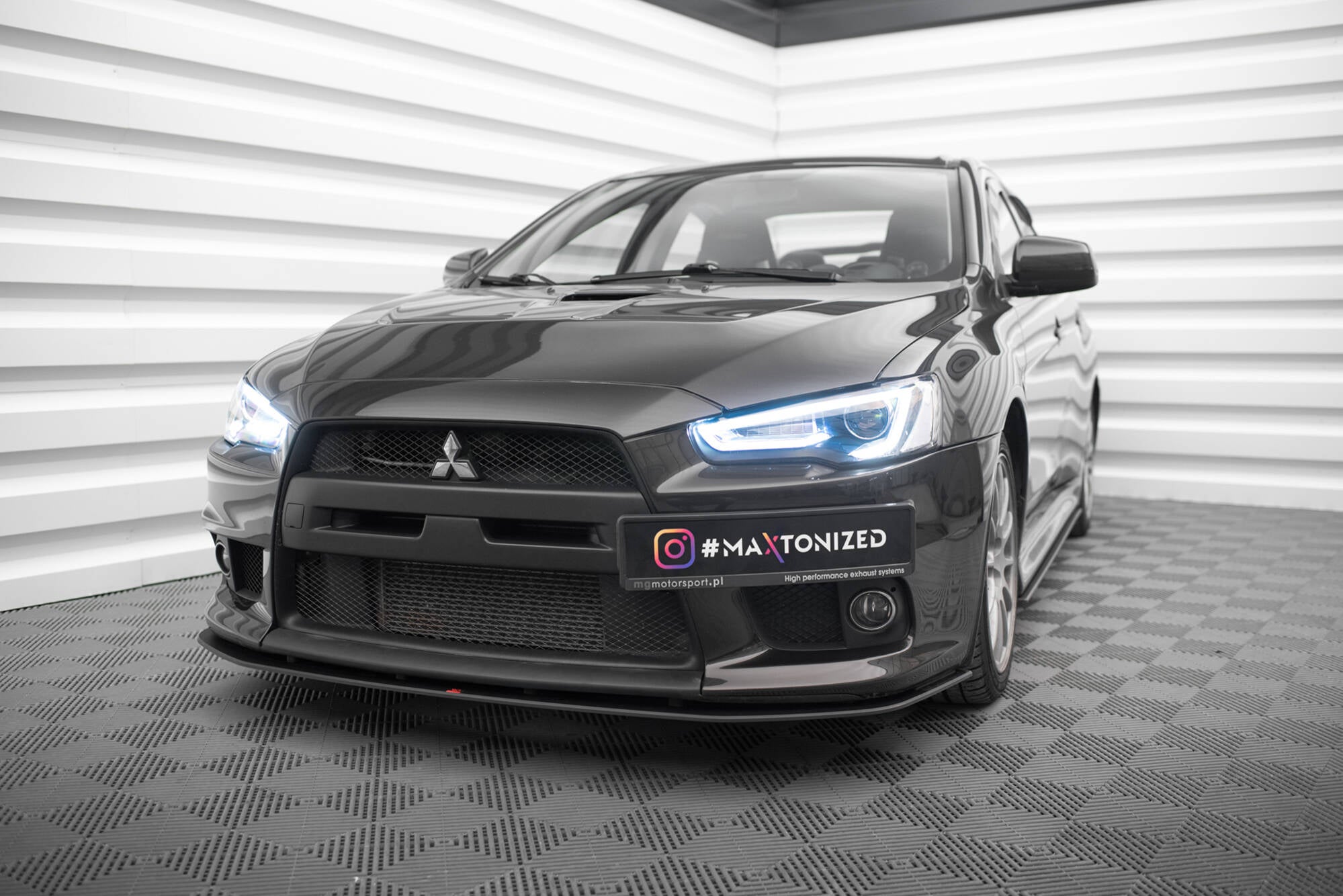 Maxton Design Street Pro Street+ Spoilerlippe Front Ansatz passend für Mitsubishi Lancer EVO X