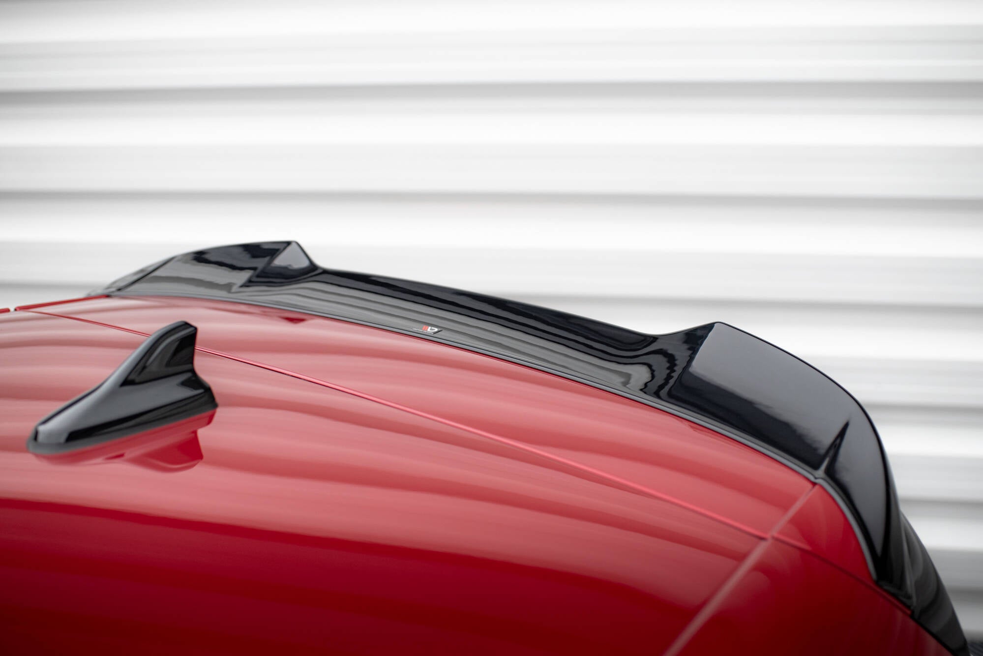 Maxton Design Spoiler CAP 3D passend für VW Golf GTI / GTE / GTD / R-Line / R Mk8 schwarz Hochglanz