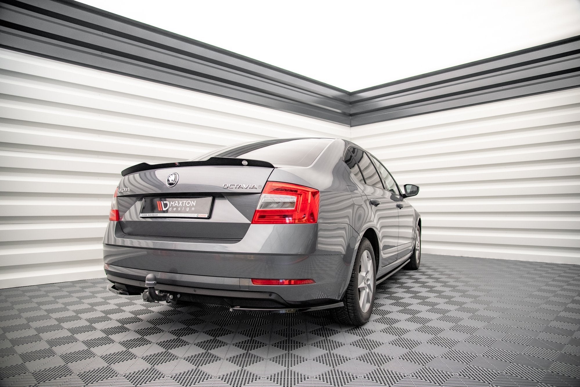 Maxton Design Heck Ansatz Flaps Diffusor passend für Skoda Octavia Mk3 Facelift schwarz Hochglanz