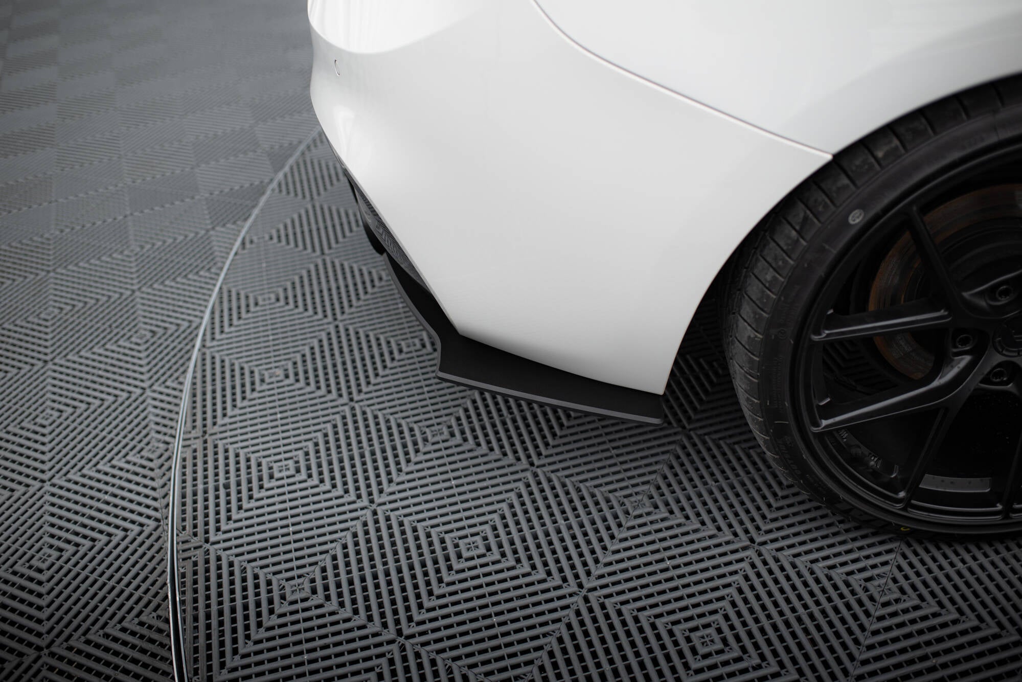Maxton Design Street Pro Heck Ansatz Flaps Diffusor V.2 passend für BMW 1er F20 M140i