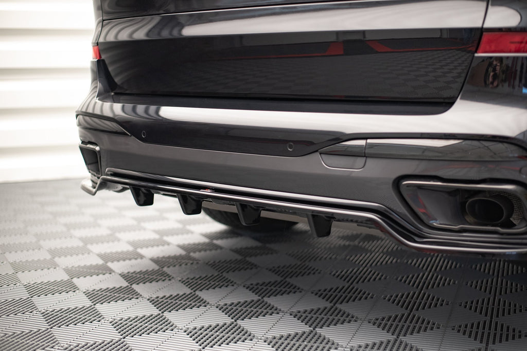 Maxton Design Street+ Mittlerer Diffusor RACE passend für BMW X7 M-Paket G07 schwarz Hochglanz