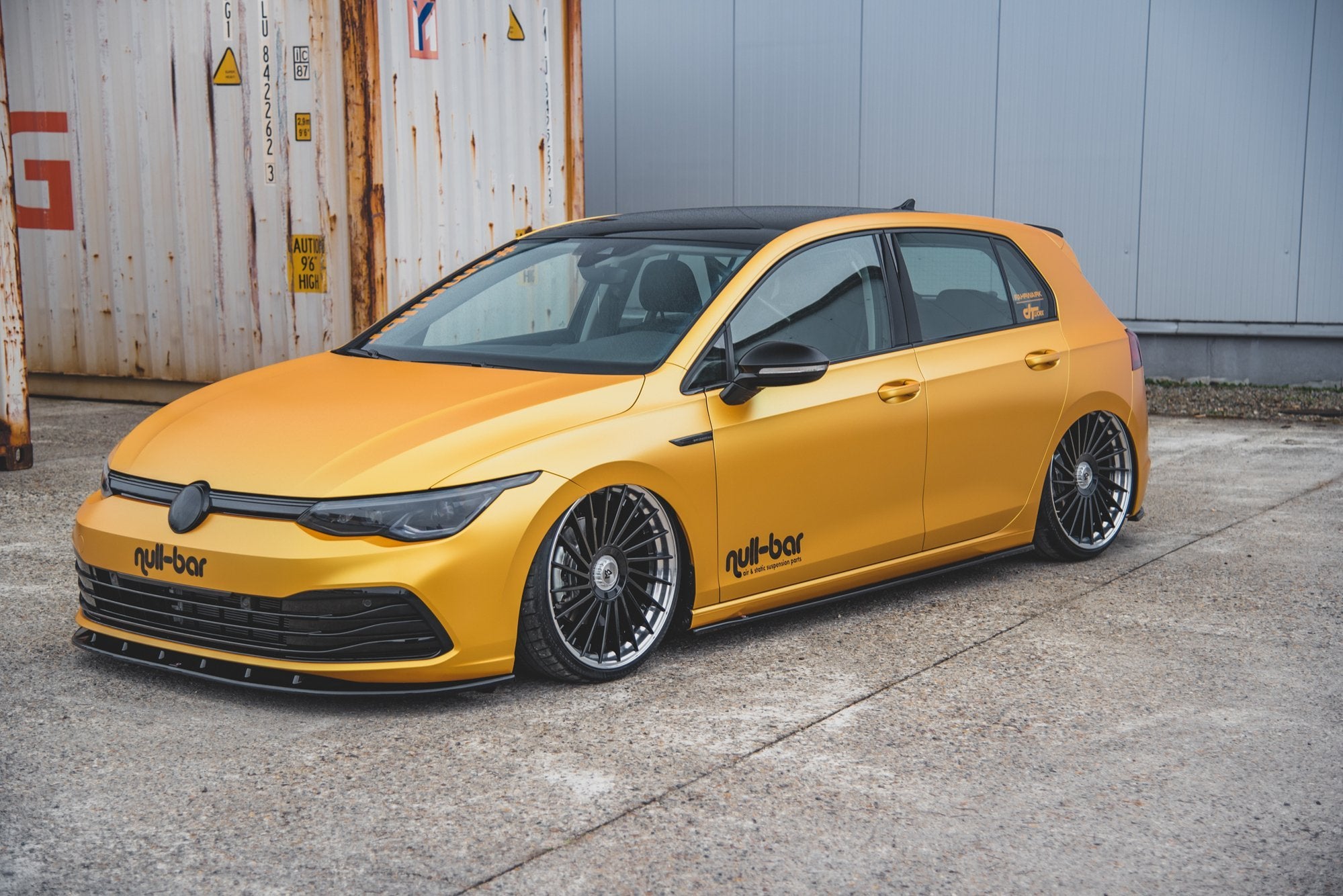 Maxton Design Street+ Seitenschweller Leisten passend für V.1 passend für VW Golf Hatchback Mk8 schwarz Hochglanz