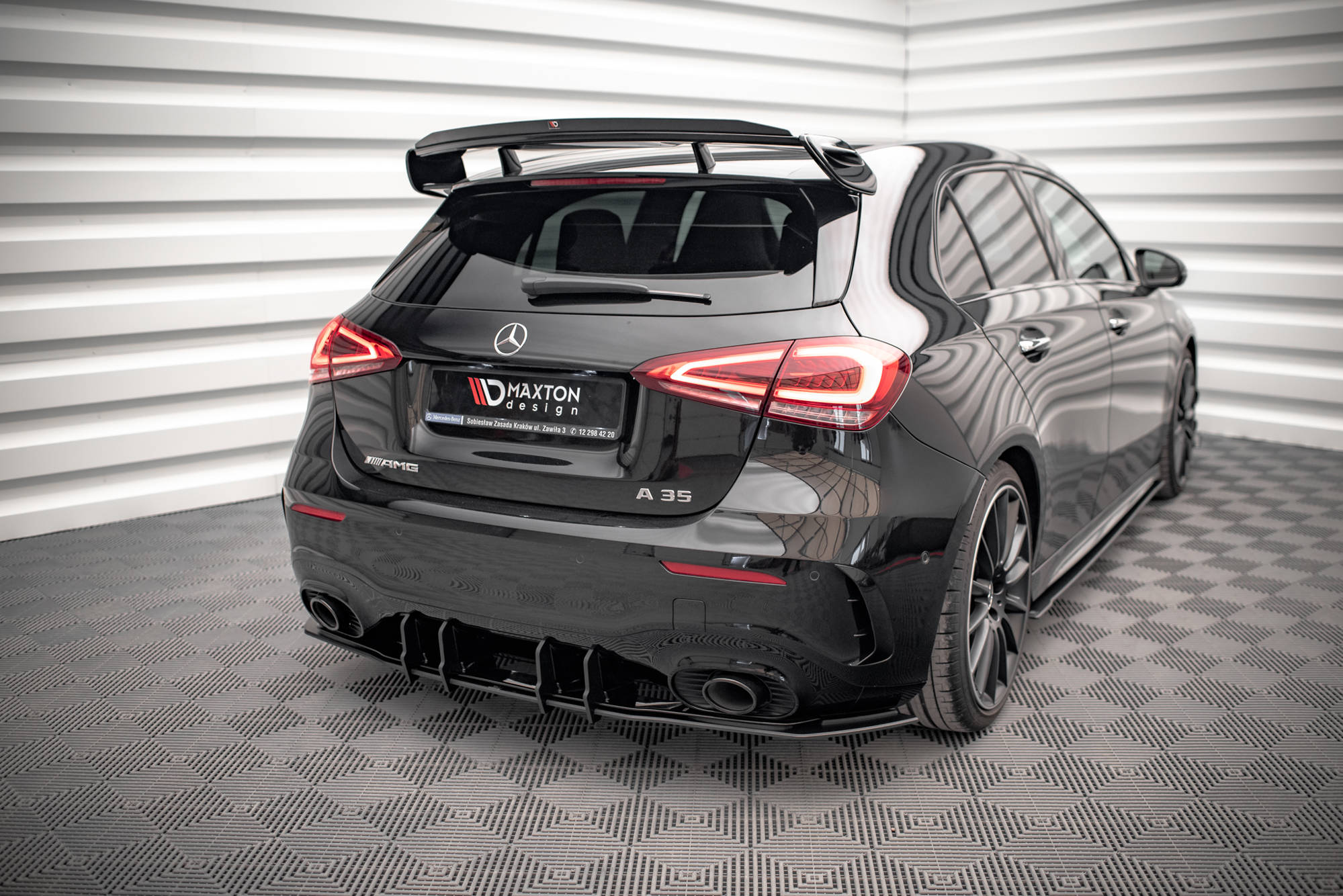 Maxton Design Street Pro Heckschürze passend für Mercedes A35 AMG Hatchback Aero Pack W177