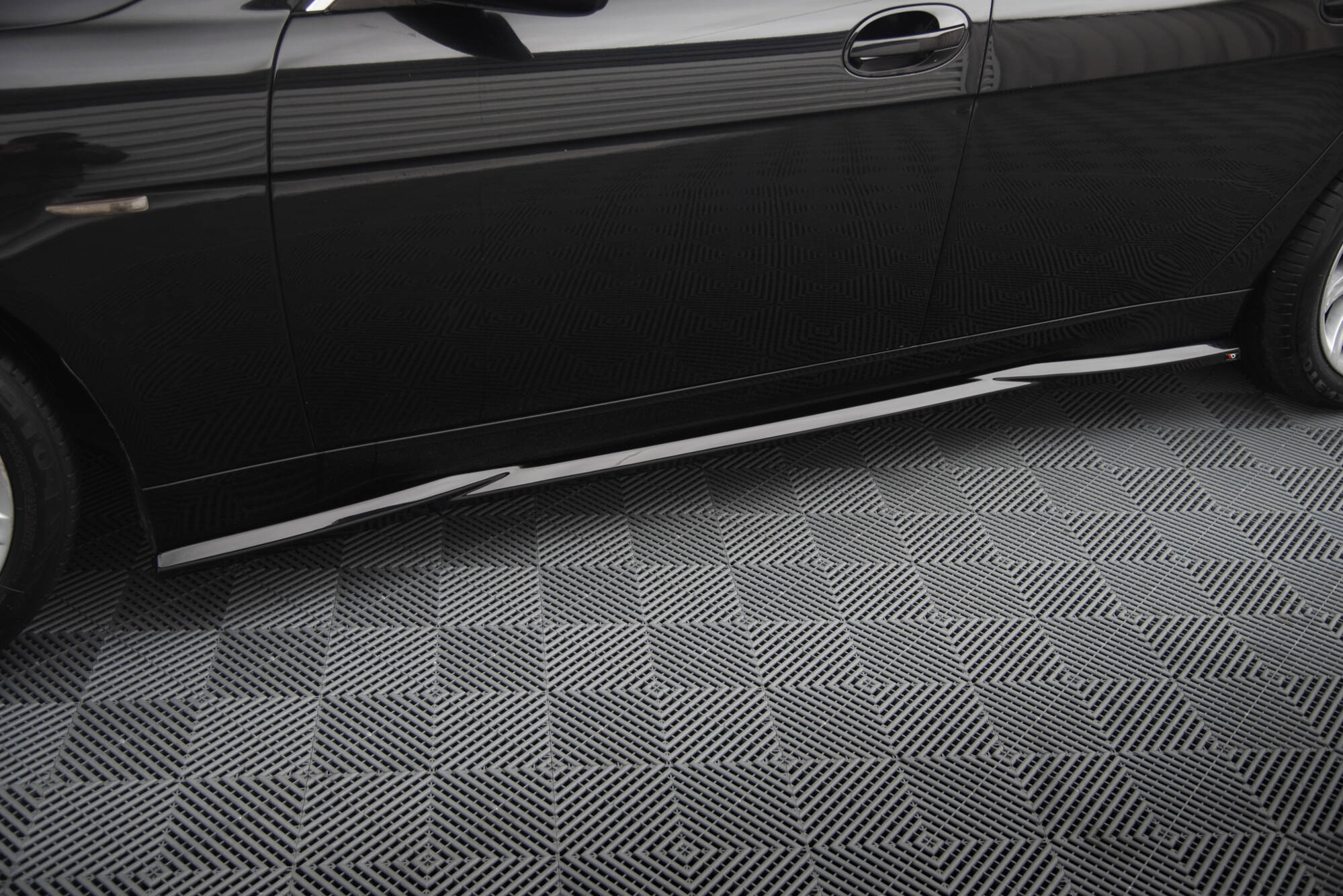 Maxton Design Street+ Seitenschweller Leisten passend für BMW 7 E65 schwarz Hochglanz