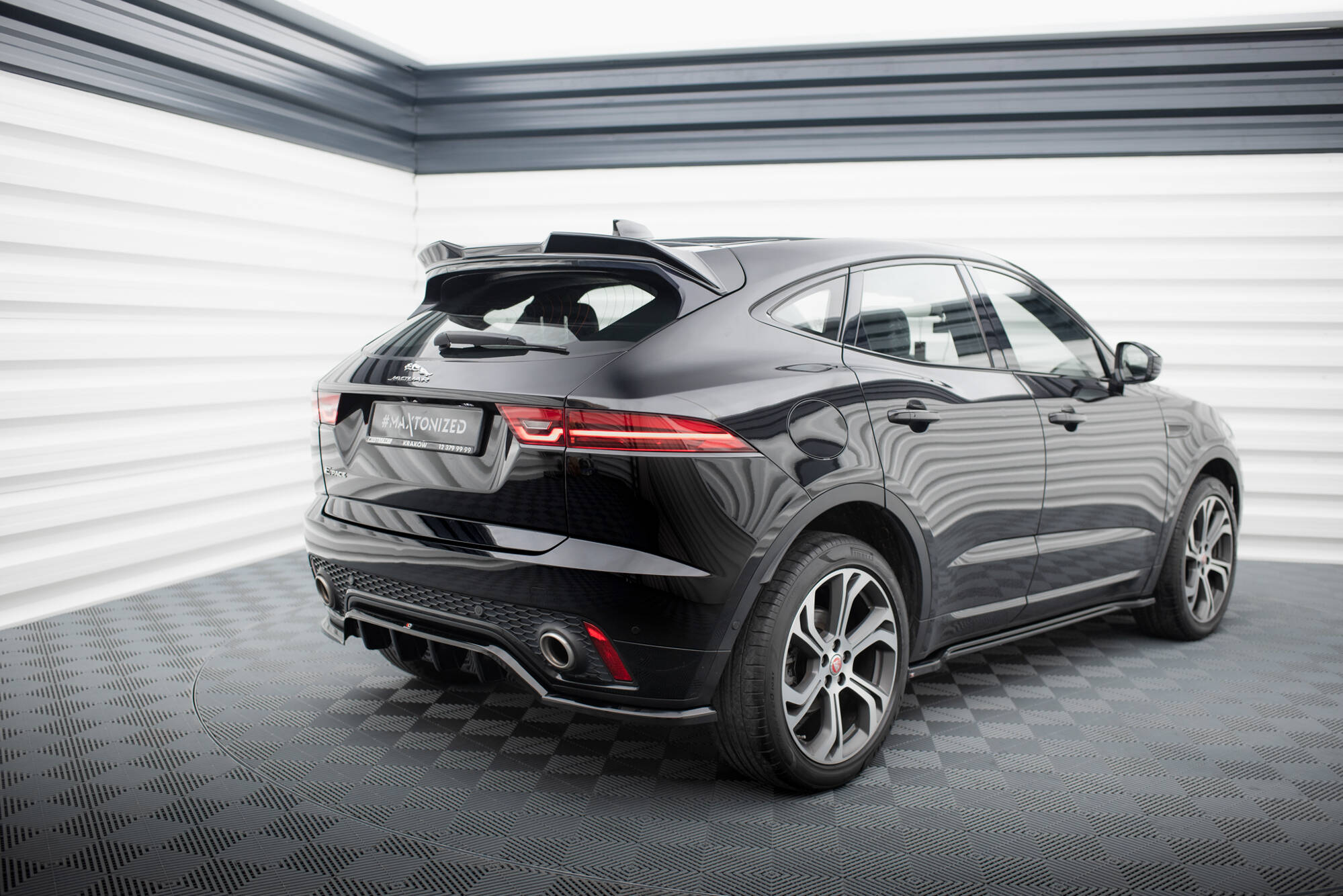 Maxton Design Spoiler CAP 3D passend für Jaguar E-Pace R-Dynamic X540 schwarz Hochglanz