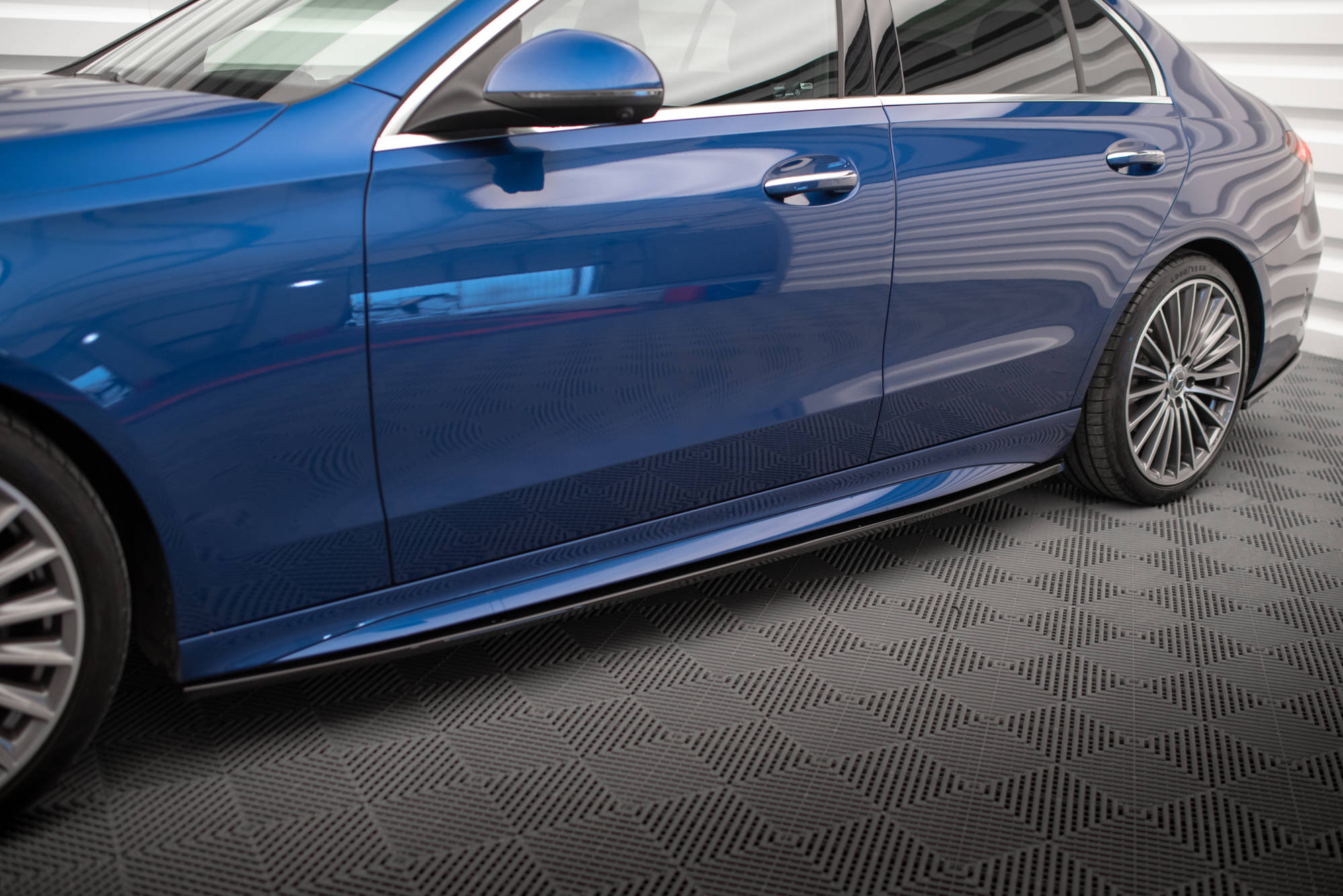 Maxton Design Street+ Seitenschweller Leisten passend für Mercedes-Benz C AMG-Line / 43 AMG W206 schwarz Hochglanz