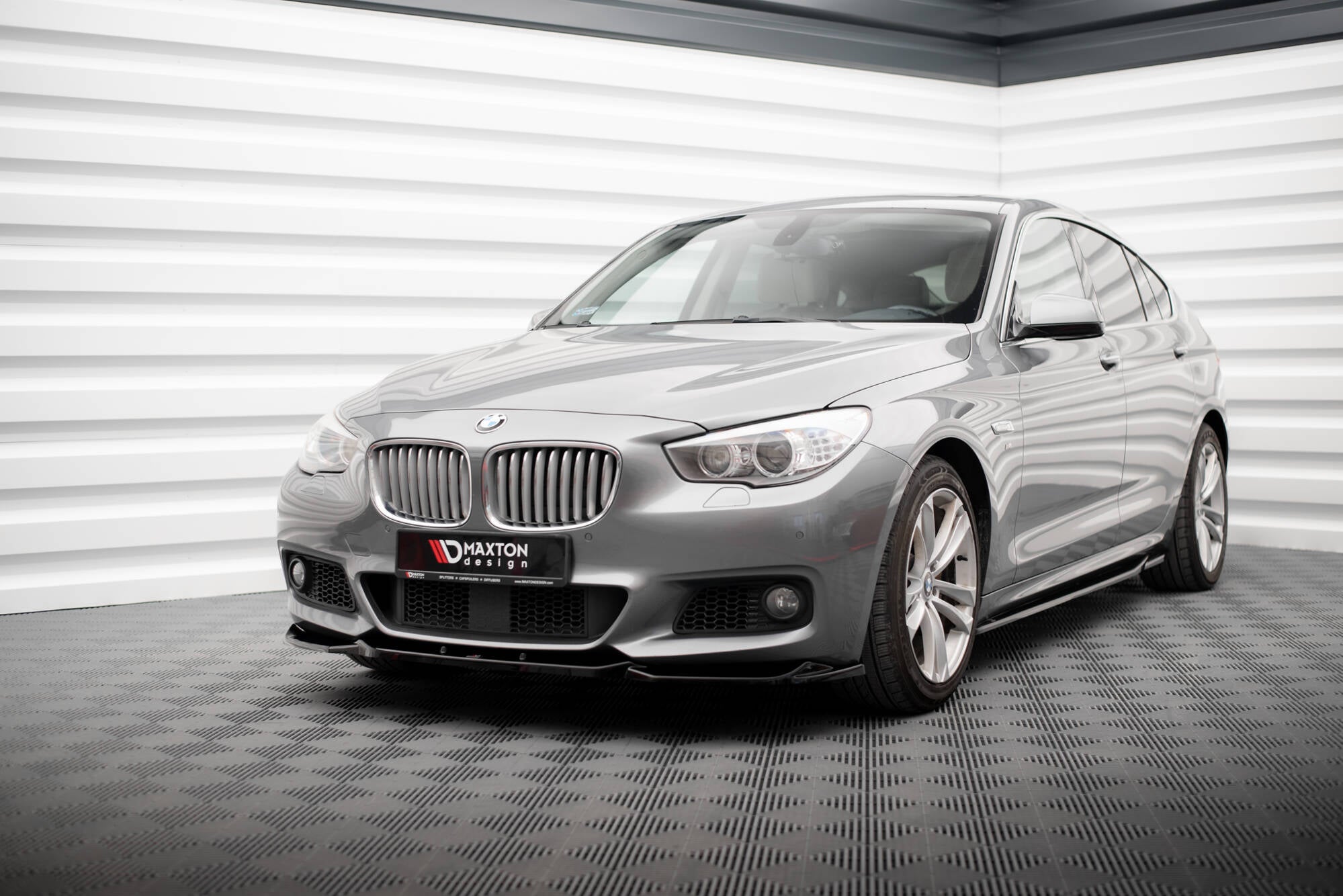 Maxton Design Street+ Spoilerlippe Front Ansatz passend für BMW 5er GT M-Paket F07 schwarz Hochglanz