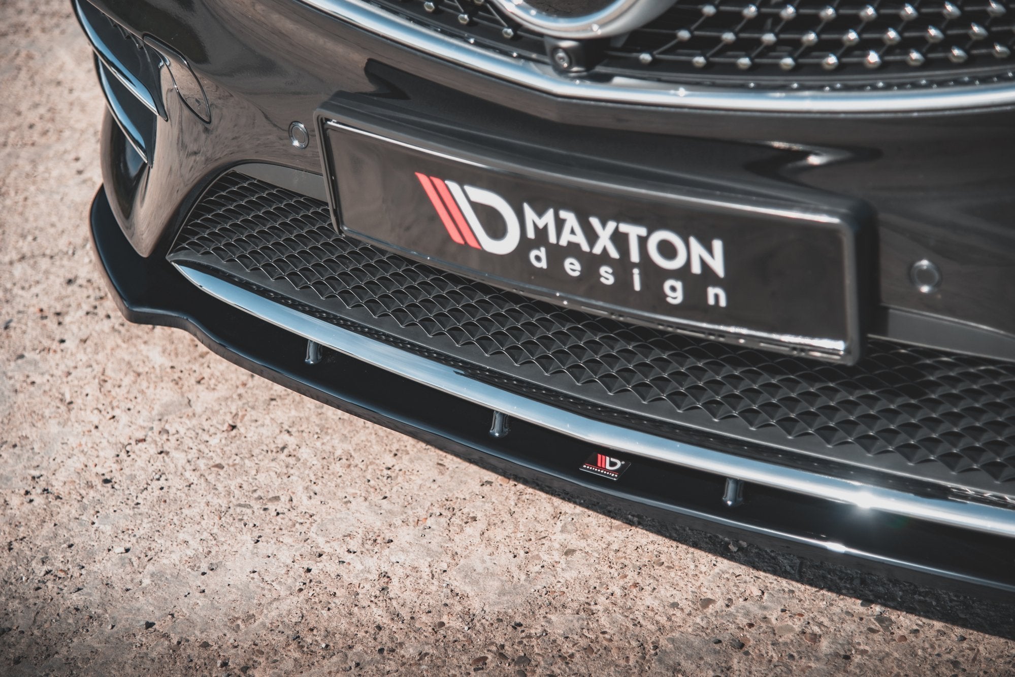 Maxton Design Street+ Spoilerlippe Front Ansatz V.2 passend für Mercedes-Benz V-Klasse AMG-Line W447 schwarz Hochglanz