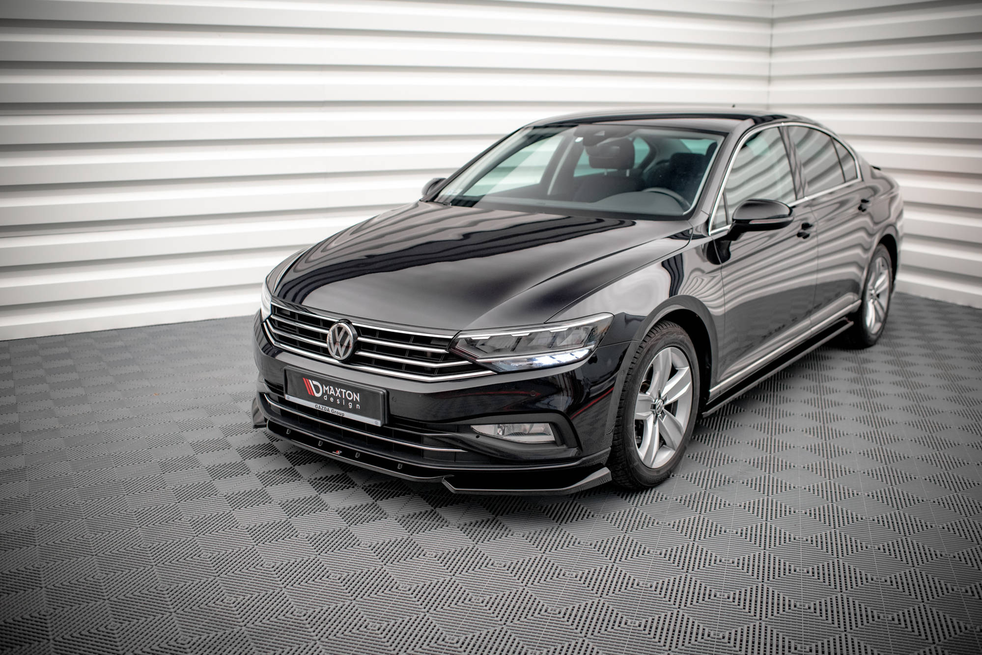Maxton Design Street+ Seitenschweller Leisten passend für VW Passat B8 Facelift schwarz Hochglanz