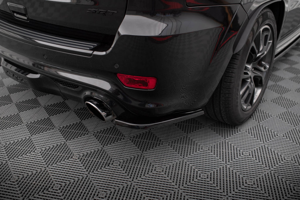 Maxton Design Heck Ansatz Flaps Diffusor passend für Jeep Grand Cherokee SRT WK2 Facelift schwarz Hochglanz