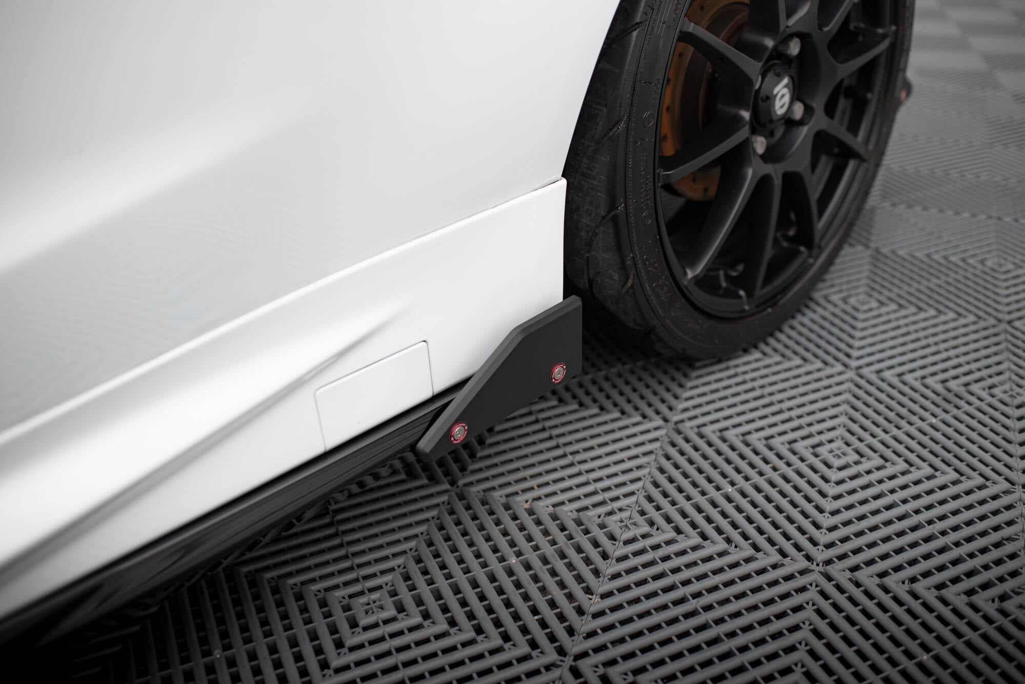 Maxton Design Street+ Seitenschweller Leisten passend für V.4 + Flaps Ford Fiesta ST / ST-Line Mk7